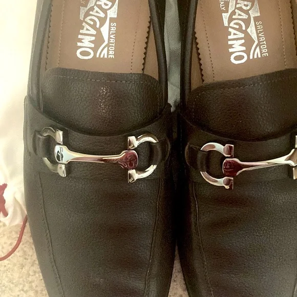 Salvatore Ferragamo loafers - Size 8 - Worn once Salvatore Ferragamo | Shoes | Salvatore Ferragamo Loafers  main image 3
